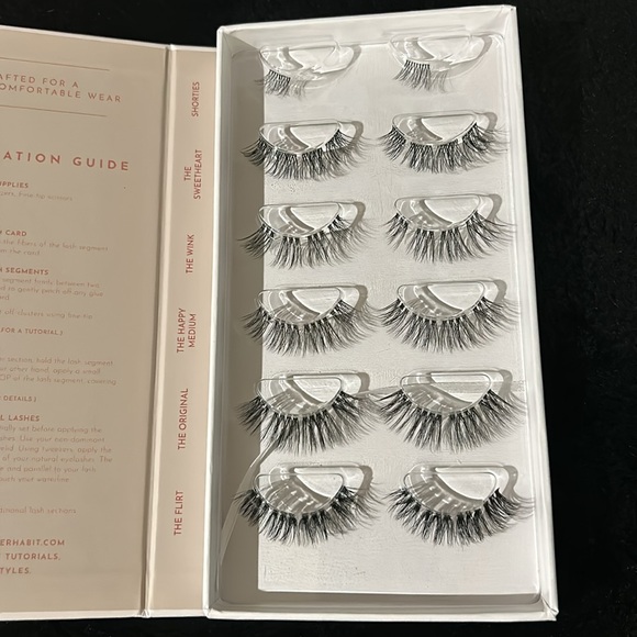 Flutter Habit Lashes - Picture 2 of 5